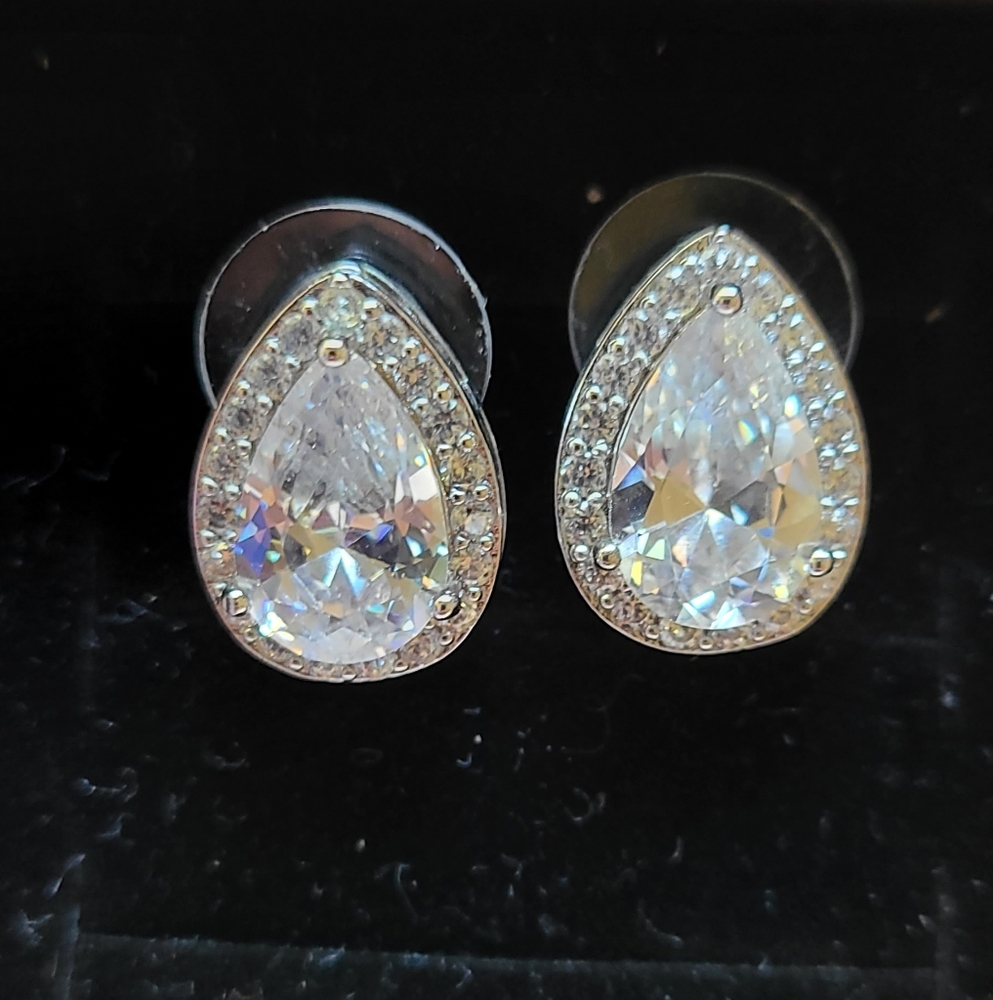 Elegant Silver Teardrop Earrings